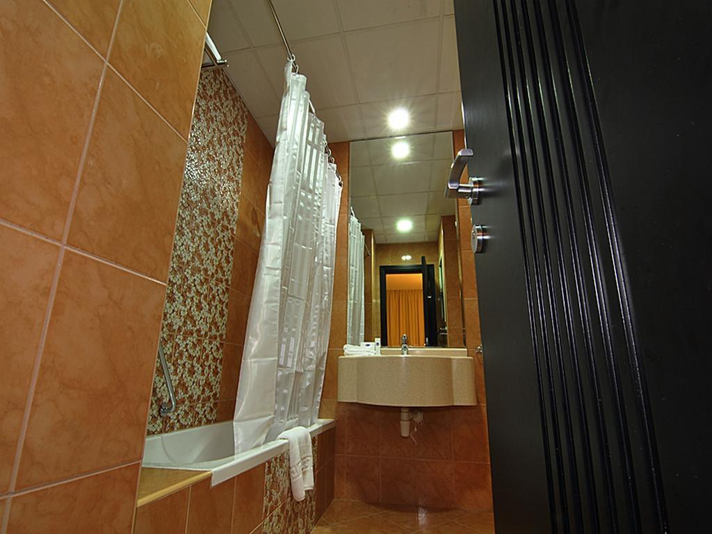 דובאי Pride Hotel Apartments מראה חיצוני תמונה